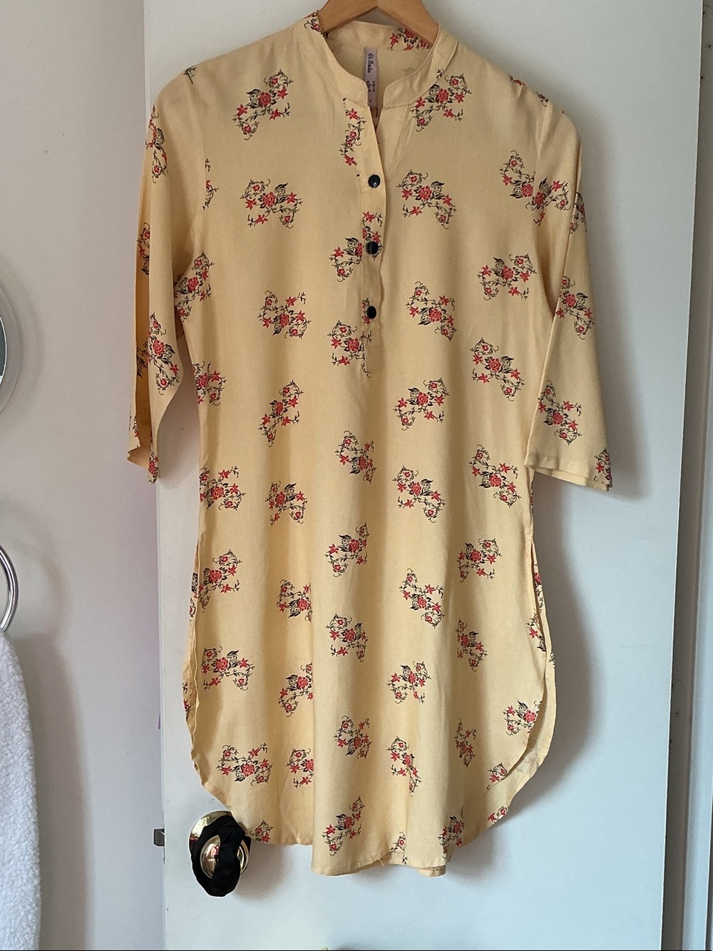 Di Moda Yellow Tunic with Red Floral Accents